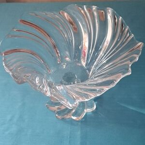 Elegant Clear Glass Decorative Bowl